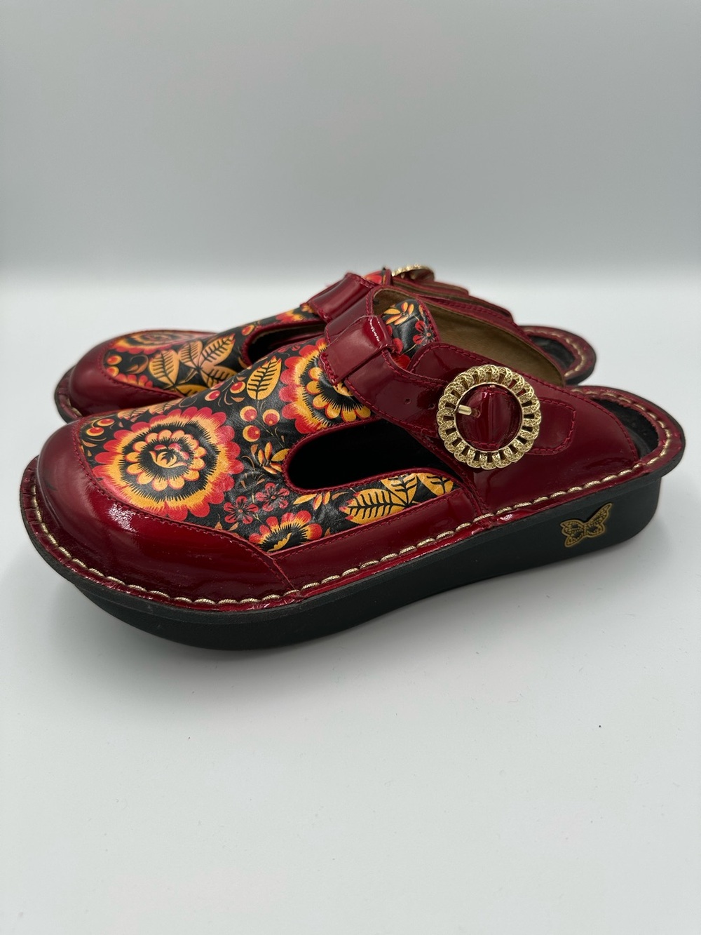 Alegria Classic Clog Floral Red patent Leather Mule Sz 37 Missing insoles